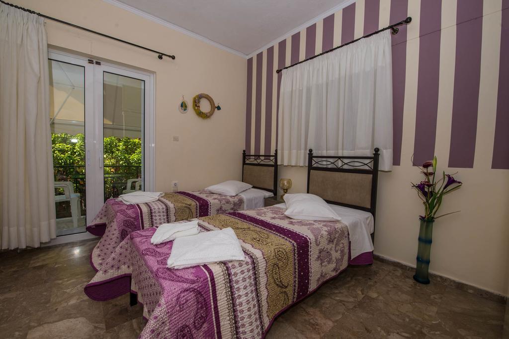 Matrona Apartments Poros Town Exterior foto